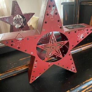 Red distressed country star 14 inches by 3 inches